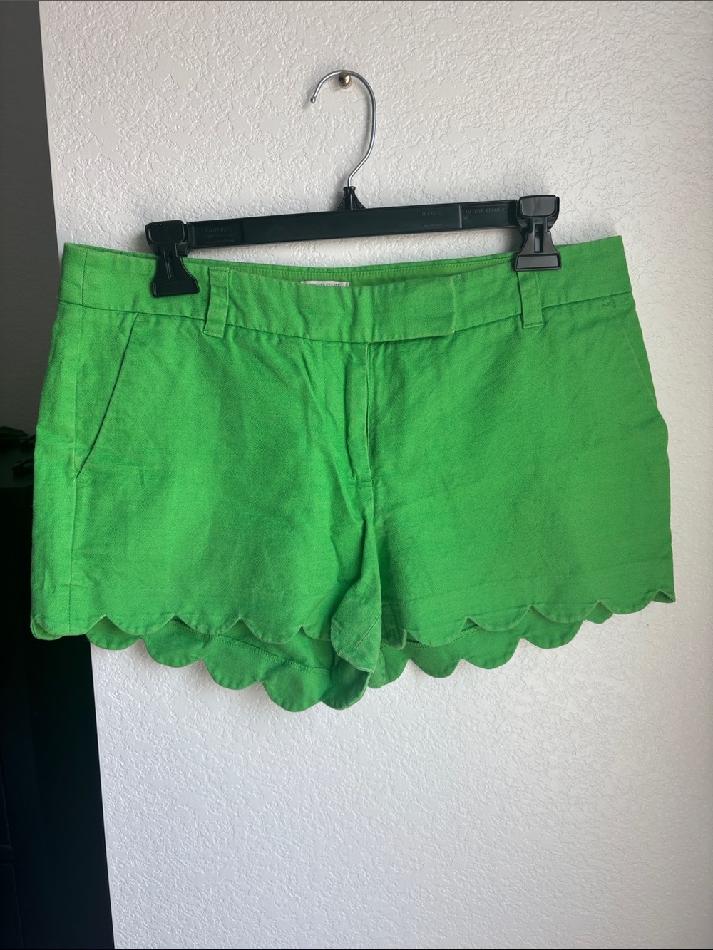 J. Crew Kelly Green Scalloped Hem Shorts